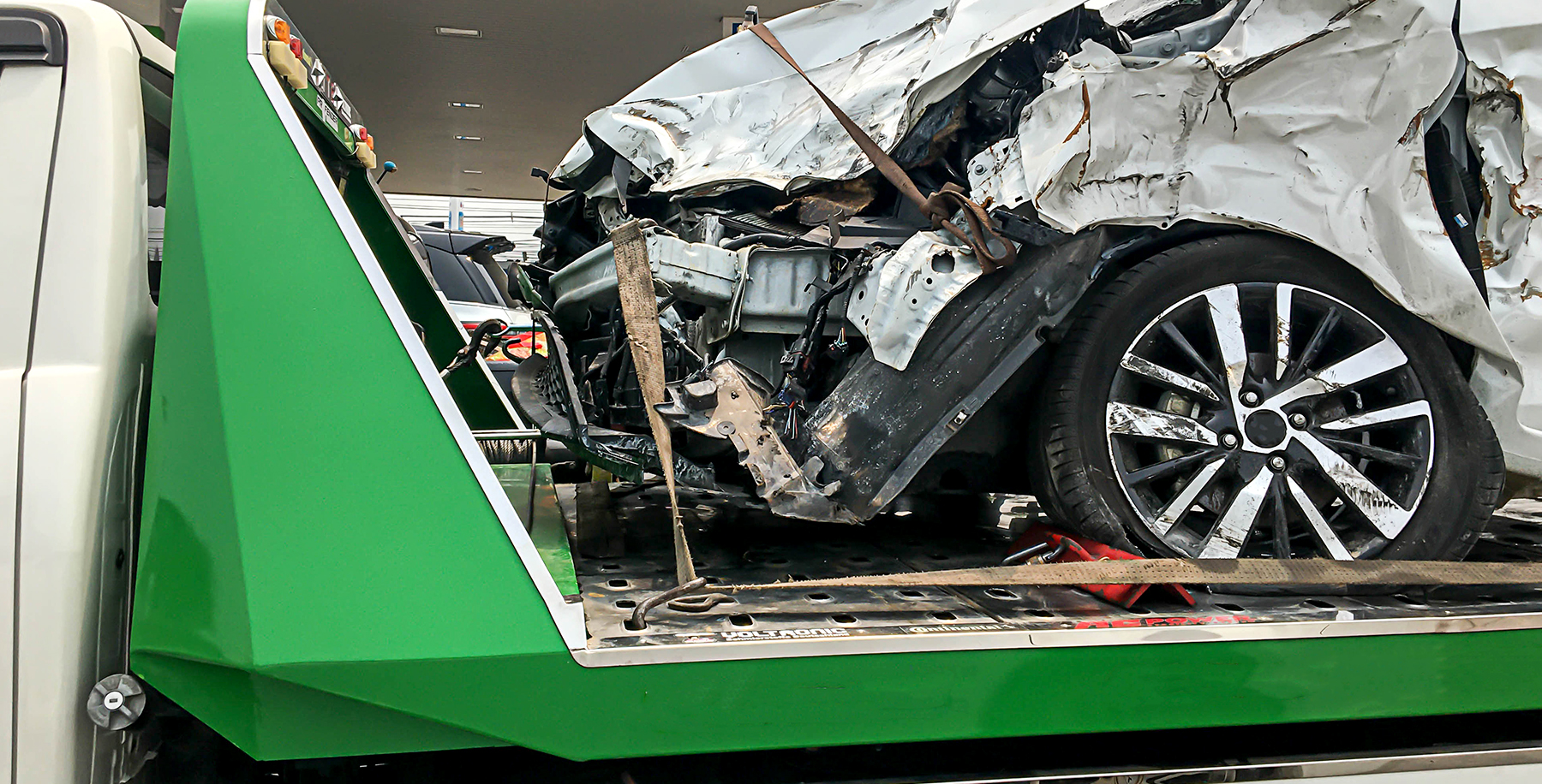 Fatal Head-On Collision on Highway 180 Leaves One Dead