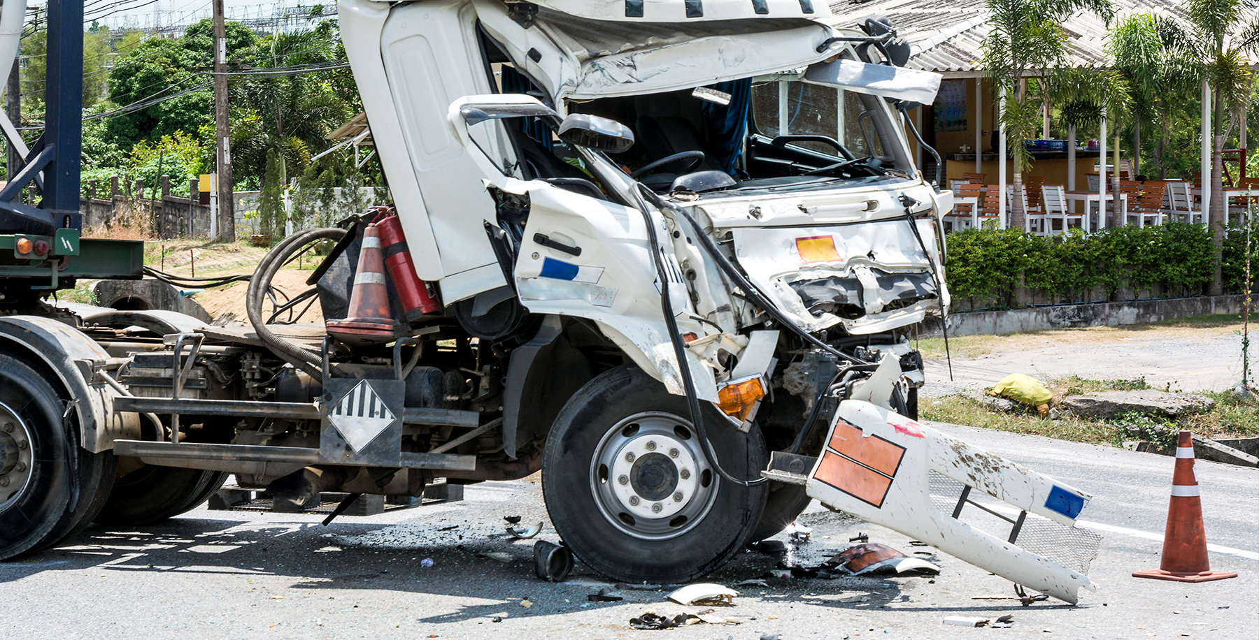 Fresno Semi-Truck Crash into House Reported